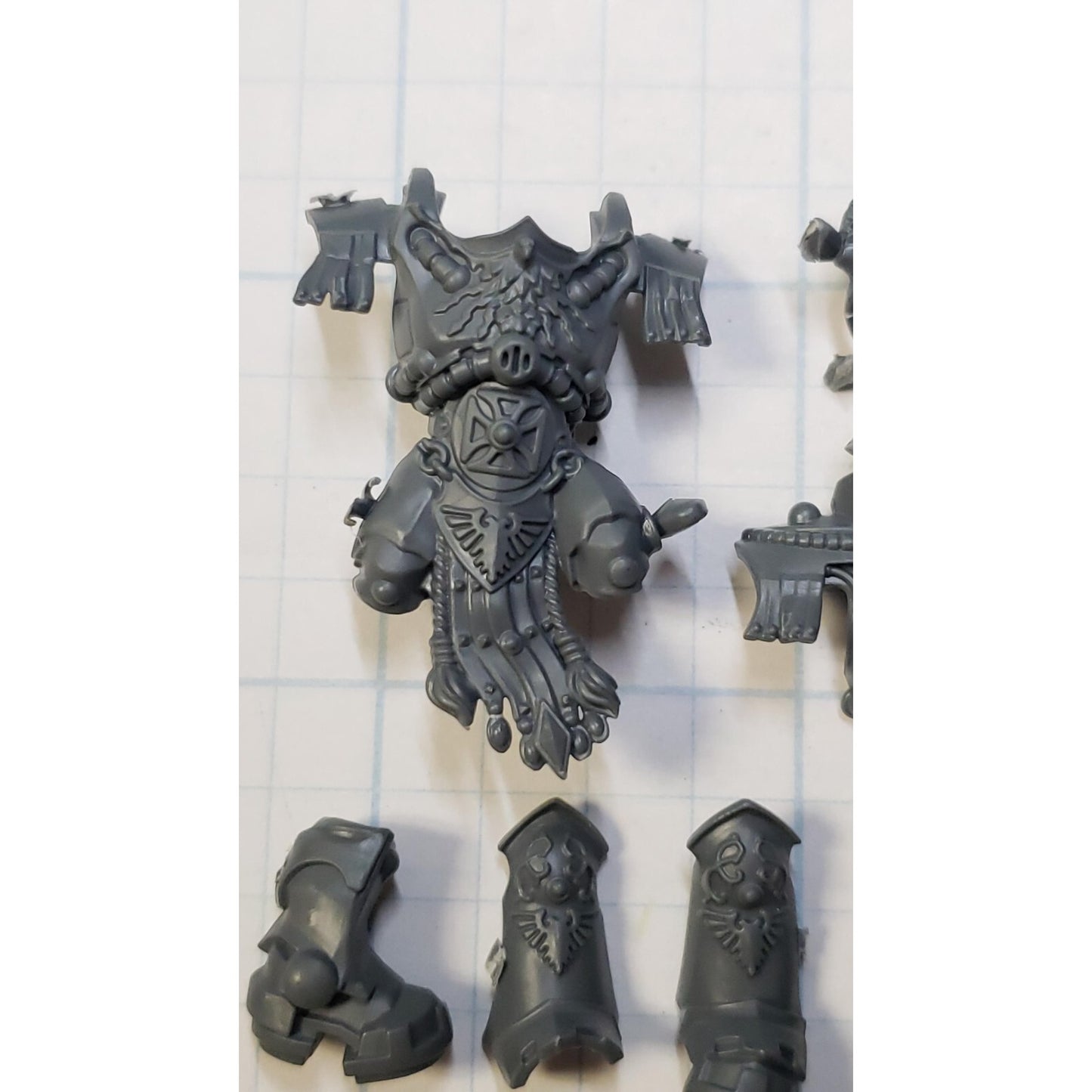 40k Adeptus Custodes Bits Allarus Terminator Torso & Legs Set B