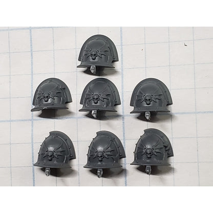 40k Night Lords Bits Nemesis Claws Kill Team Shoulder Pads x7 Set B46