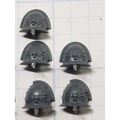 40k Night Lords Bits Nemesis Claws Kill Team Shoulder Pads x7 Set B46