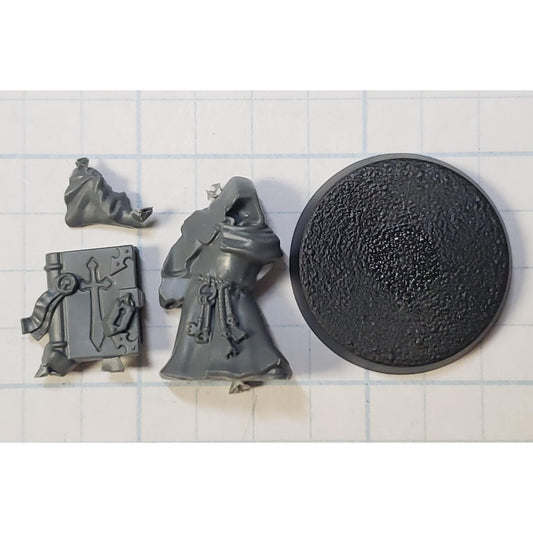 40k Dark Angels Bits Upgrade Robed Watcher in the Dark w Book of Litanies #45