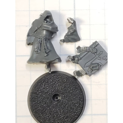 40k Dark Angels Bits Upgrade Robed Watcher in the Dark w Book of Litanies #45