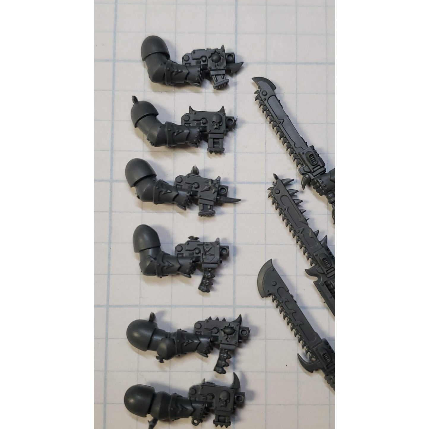 40K Chaos Space Marine Bits Legionary Chainsword & Bolt Pistol X6