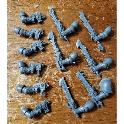 40K Chaos Space Marine Bits Legionary Chainsword & Bolt Pistol X6