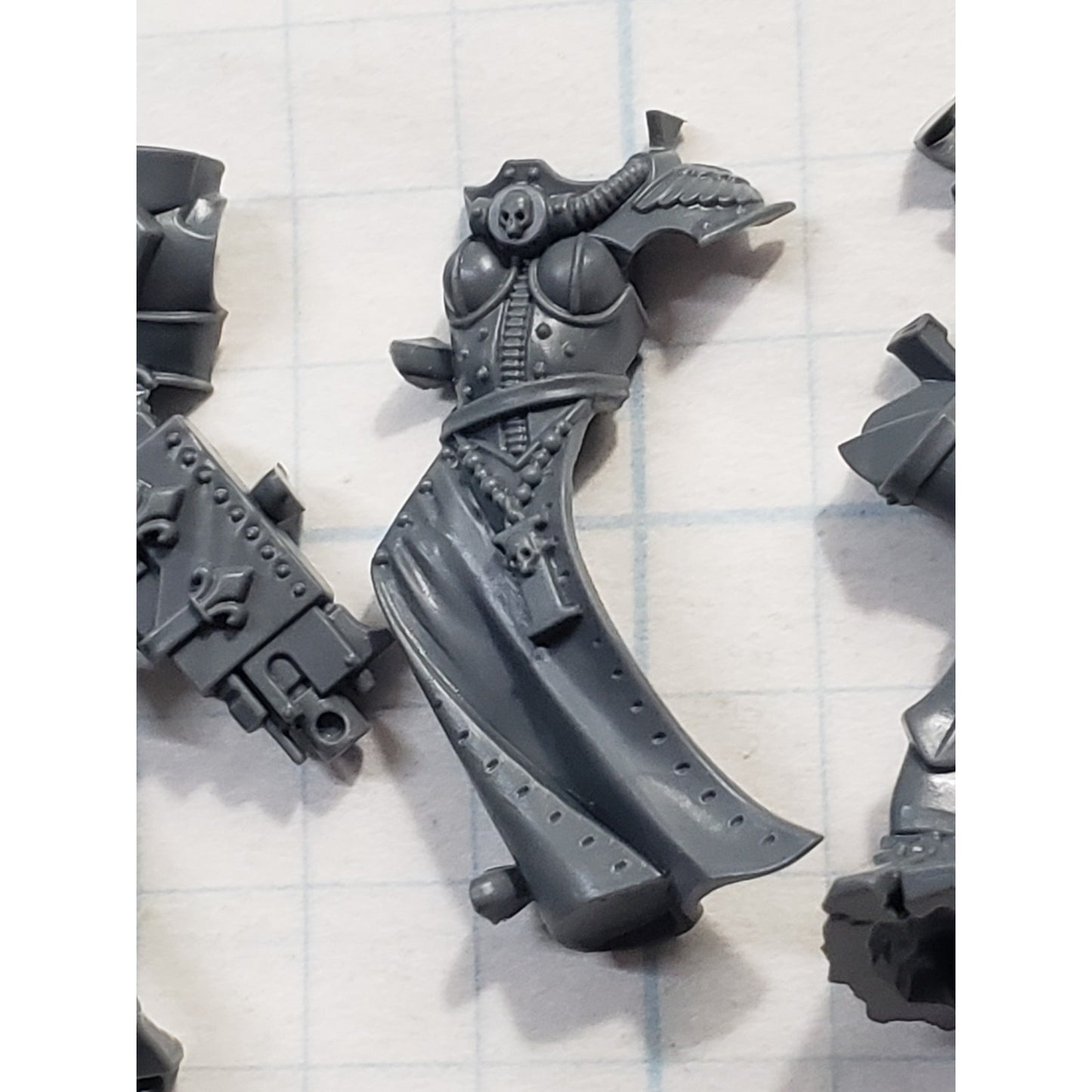 40K Adeptus Sororitas Bits Battle Sister Squad Robed Torso Legs Icon Bearer #17