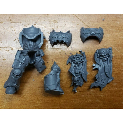 40k Chaos Space Marine Bits Chosen Champion Torso & Legs w/Options