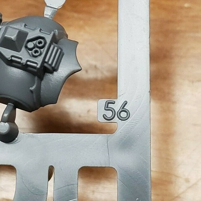 40k Chaos Space Marine Bits Chosen Champion Torso & Legs w/Options