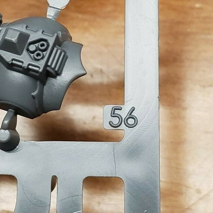 40k Chaos Space Marine Bits Chosen Champion Torso & Legs w/Options