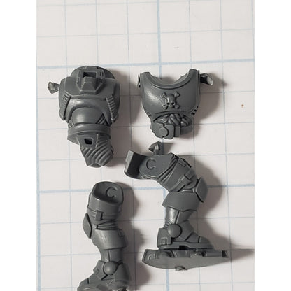 40K Space Marine Bits Infiltrator Incursor Phobos Torso Leg Set C