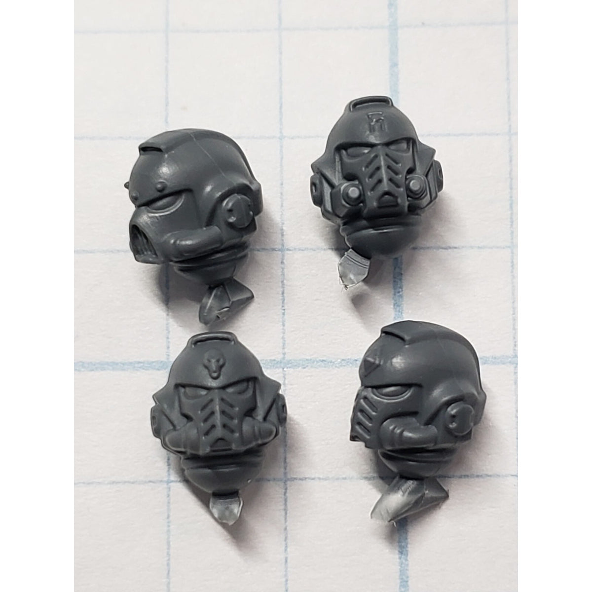 40k Space Wolves Bits Grey Hunters Engraved Helmet Heads x4 Set H4