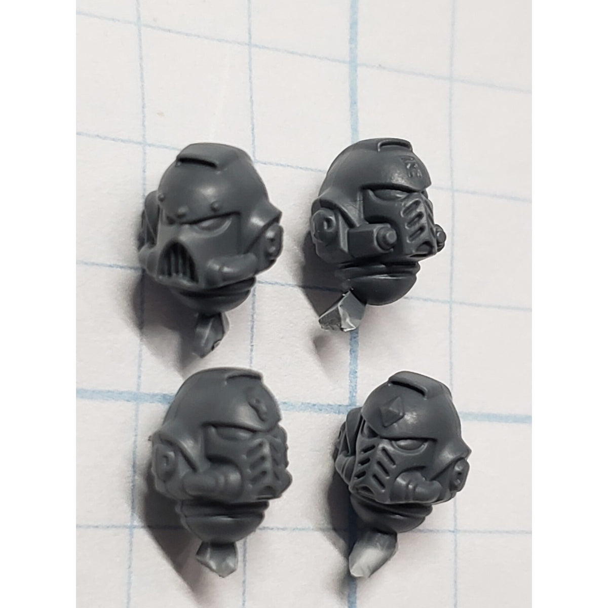 40k Space Wolves Bits Grey Hunters Engraved Helmet Heads x4 Set H4