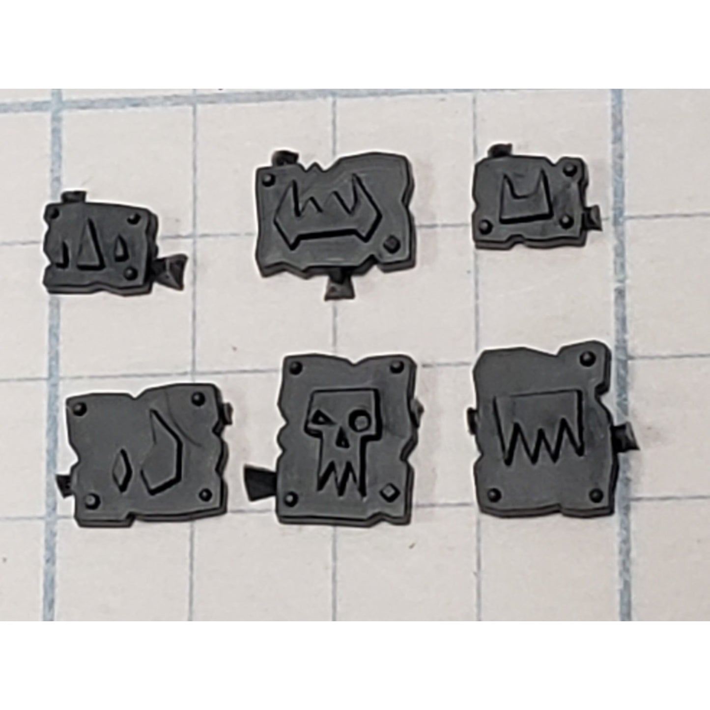 40k Ork Bits Deff Dread Teef Skullz Glyph Plates Set #42