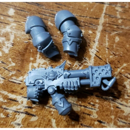 40K Chaos Space Marine Bits Legionary Flamer #101