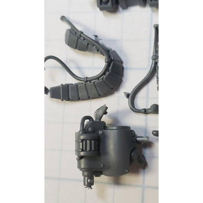 40k Space Marine Bits Aggressor Boltstorm Gauntlets w Fragstorm #11