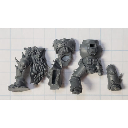 40k Chaos Space Marine Bits Chosen Engraved Torso & Legs Set #26