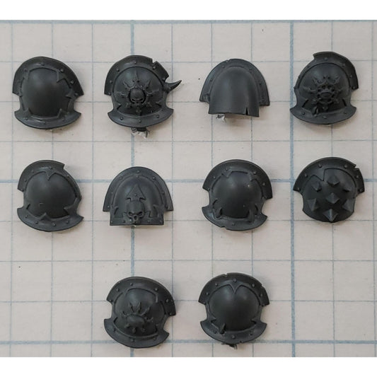 40K Chaos Space Marine Bits Legionary Shoulder Pads w Icons Skulls x10