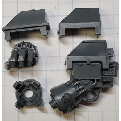 40K Space Marine Bits Venerable Dreadnought Engraved Powerfist w/Arm