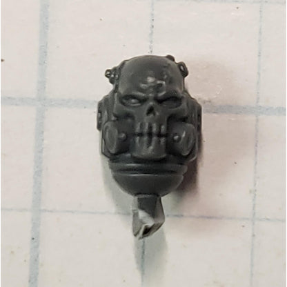40K Space Marine Bits Reiver Bare Skull Head w Studs #65