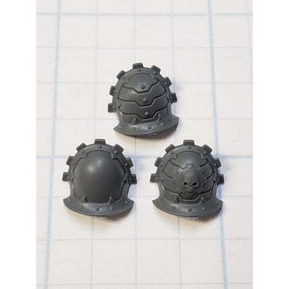40k Chaos Space Marine Bits Warpsmith Traitor Cog Shoulder Pads x3 Set