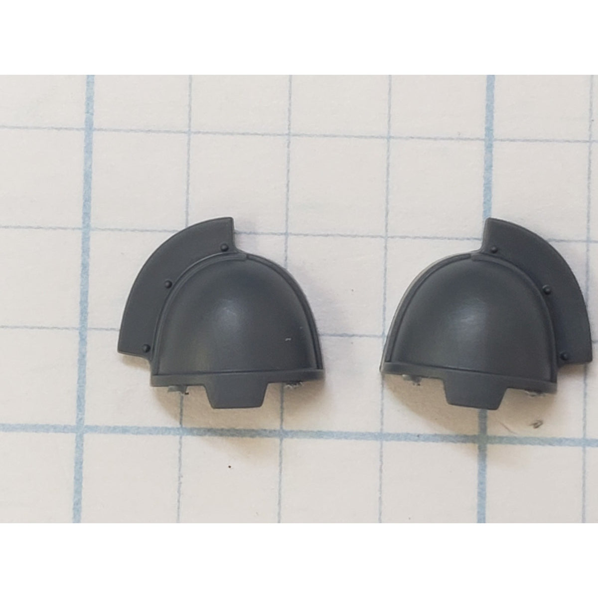 40k Space Marine Bits Aggressor Gravis Crest Pip Shoulder Pads #92