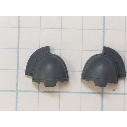 40k Space Marine Bits Aggressor Gravis Crest Pip Shoulder Pads #92