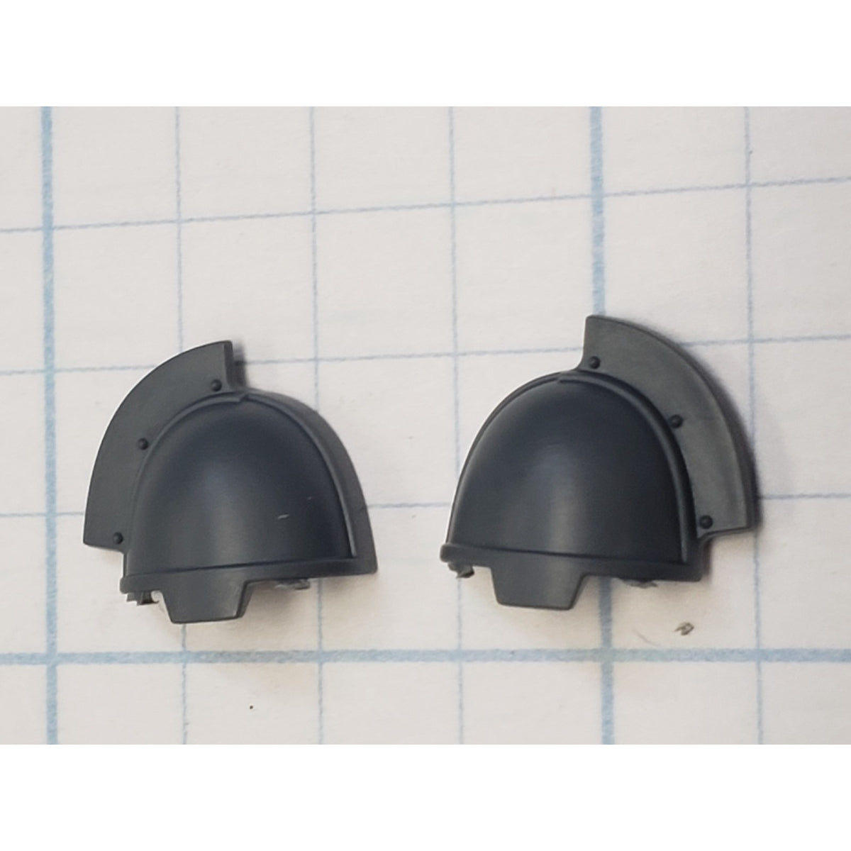 40k Space Marine Bits Aggressor Gravis Crest Pip Shoulder Pads #92