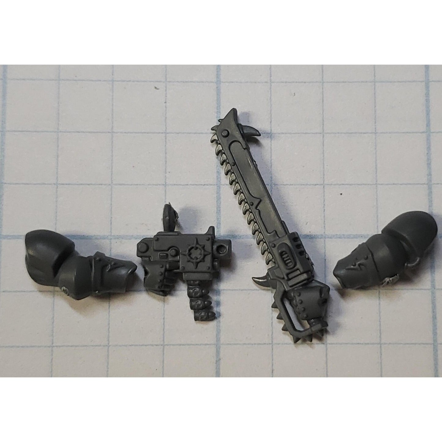 40K Chaos Space Marine Bits Legionary Champion Chain Sword Bolt Pistol