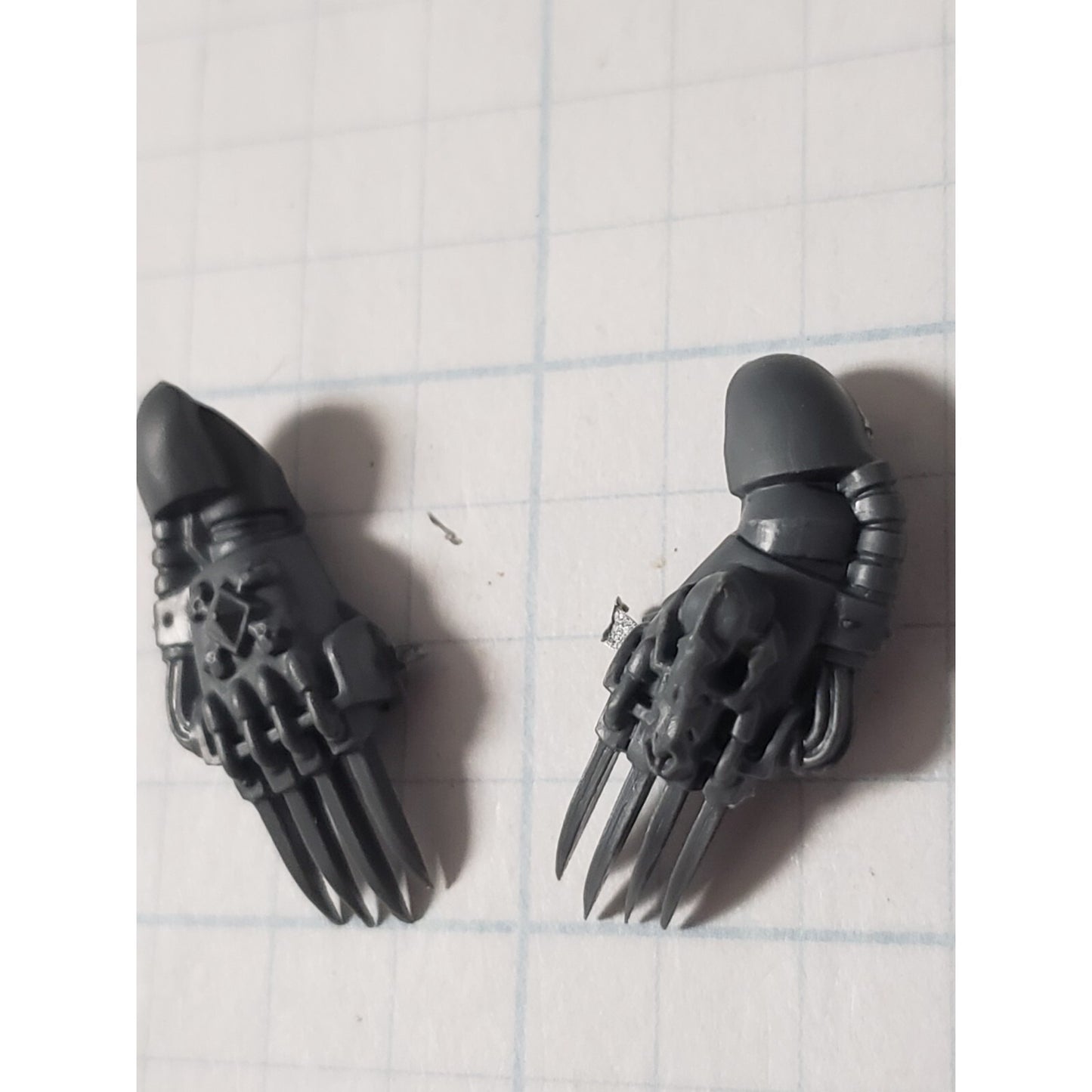40k Space Wolves Bits Wolf Pack Wolf Guard Skull Lightning Claw Right Left Set