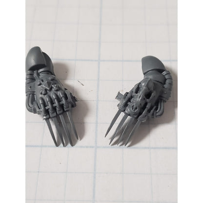40k Space Wolves Bits Wolf Pack Wolf Guard Skull Lightning Claw Right Left Set