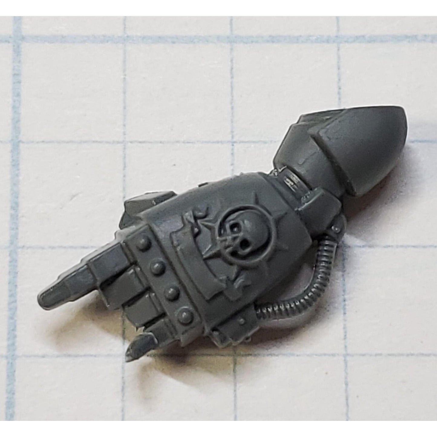 40k Space Marine Bits Devastator Crown & Skull Pointing Power Fist