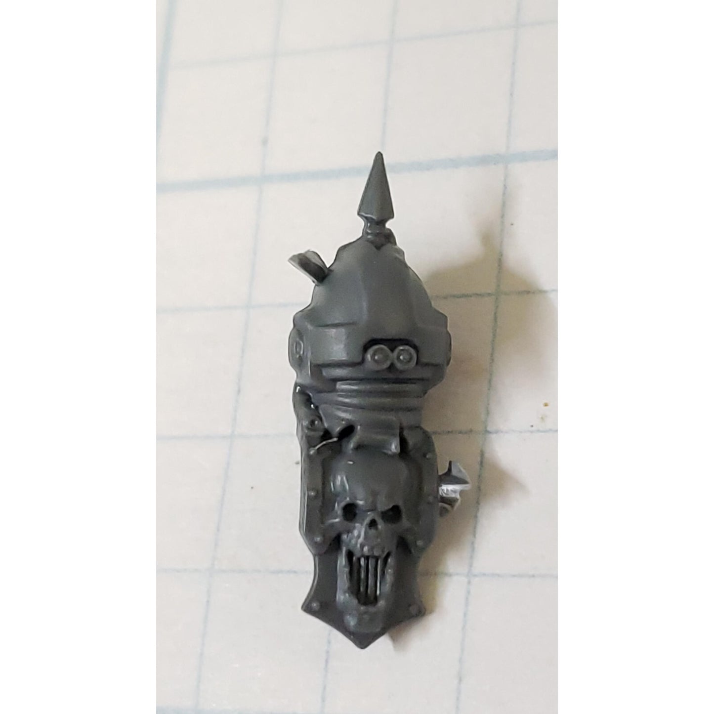40K Chaos Space Marine Bits Legionary Champion Backpack Icon Skull #89