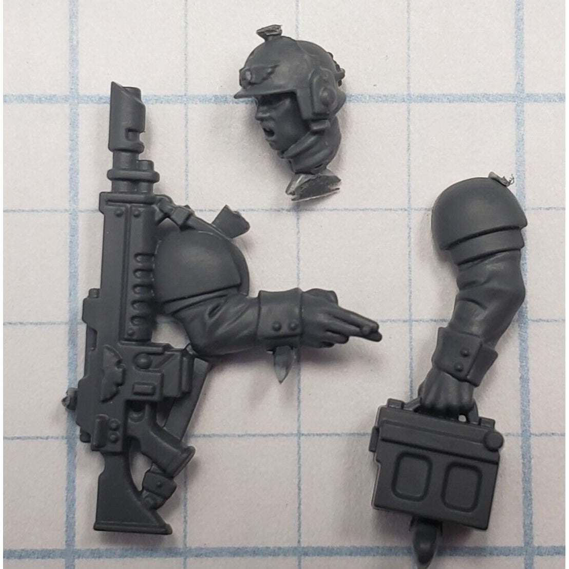 40k Astra Militarum Bits Cadian Upgrade Ammo Jack w Munitions Tin