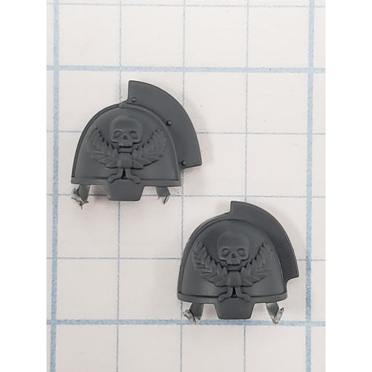40k Space Marine Bits Aggressor Sergeant Skull Wreath Shoulder Pads