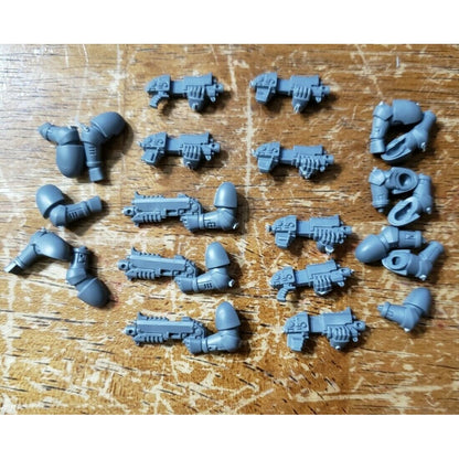 40K Space Marine Bits Infiltrator Incursor Oculus Marksman Bolt Carbine Set