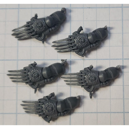 40k Space Marine Bits Devastator Left Lightning Claw x5 Set