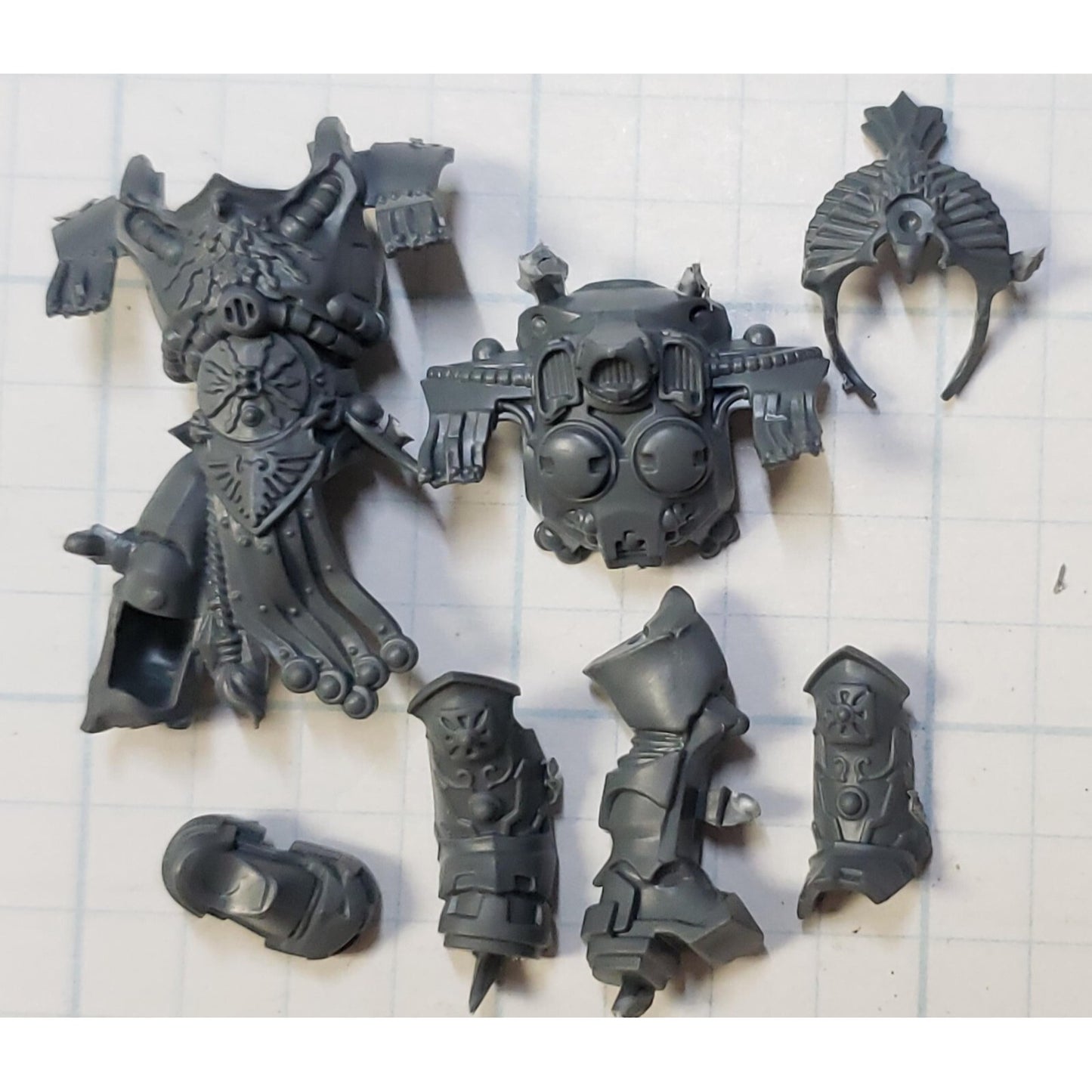 40k Adeptus Custodes Bits Allarus Terminator Torso & Legs Set C