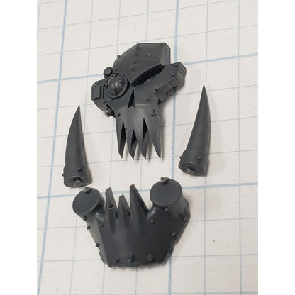 40k Ork Bits Deff Dread Front Jaw Armor w Skull #11