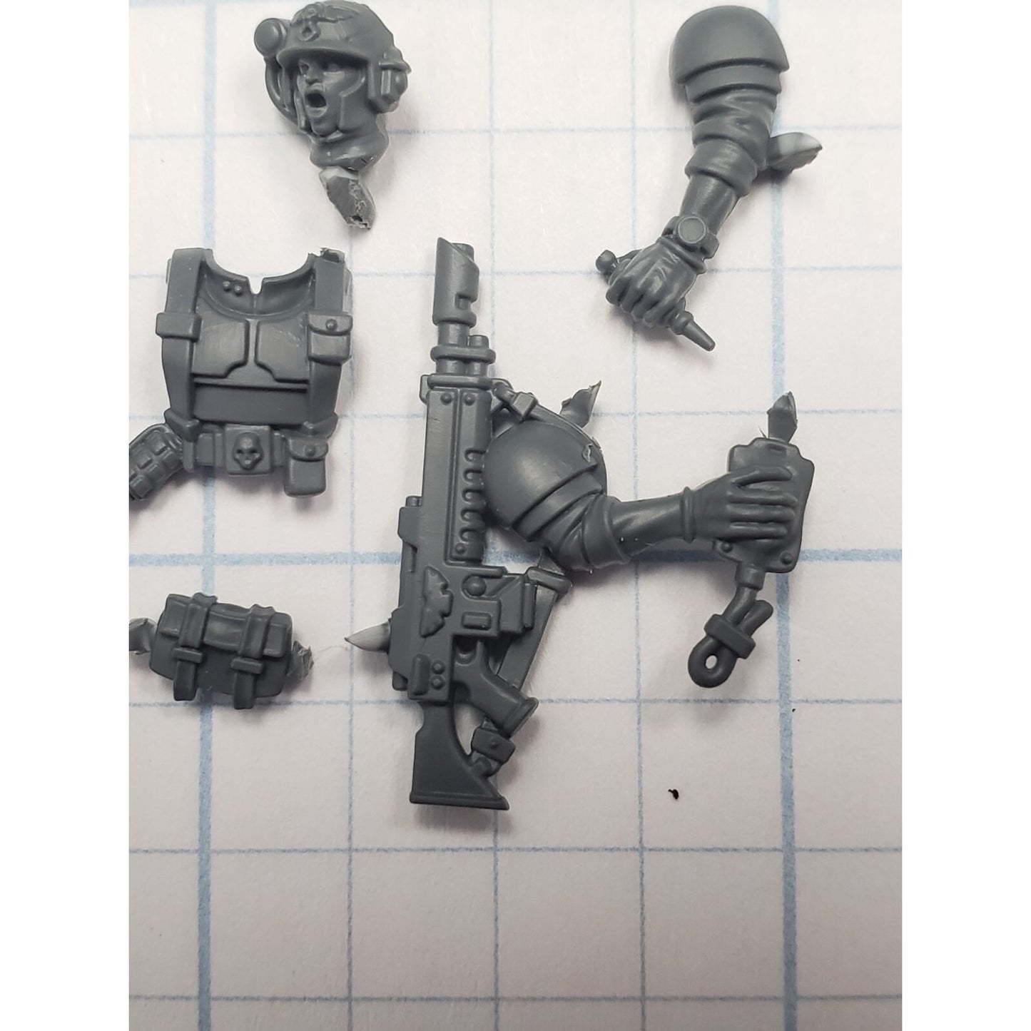 40k Astra Militarum Bits Cadian Upgrade Medic Medicea w Bandages Kit