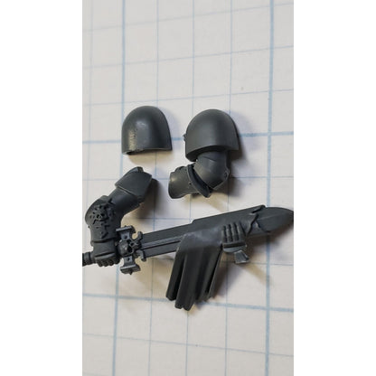 40k Space Marines Bits Bladeguard Veteran Cleaning Blade Arms