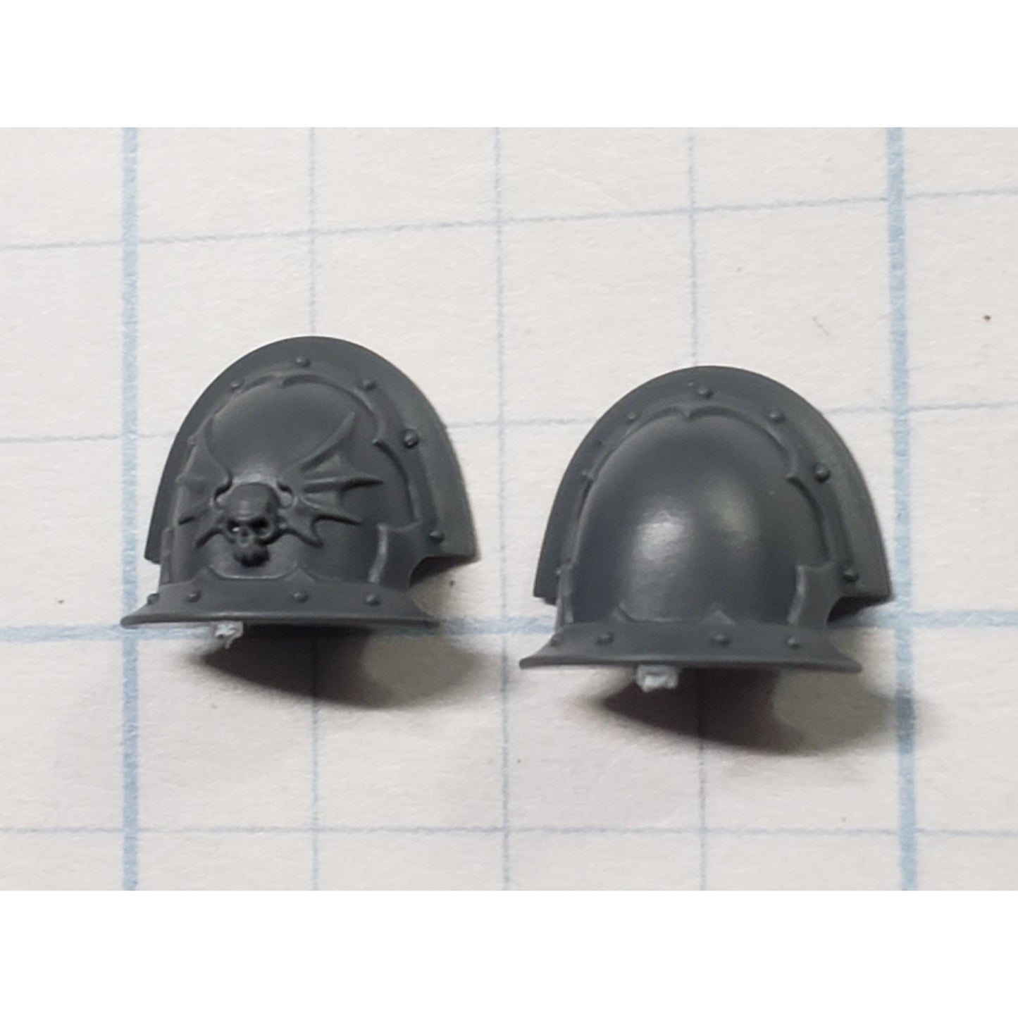 40k Night Lords Bits Nemesis Claws Kill Team Shoulder Pads B34