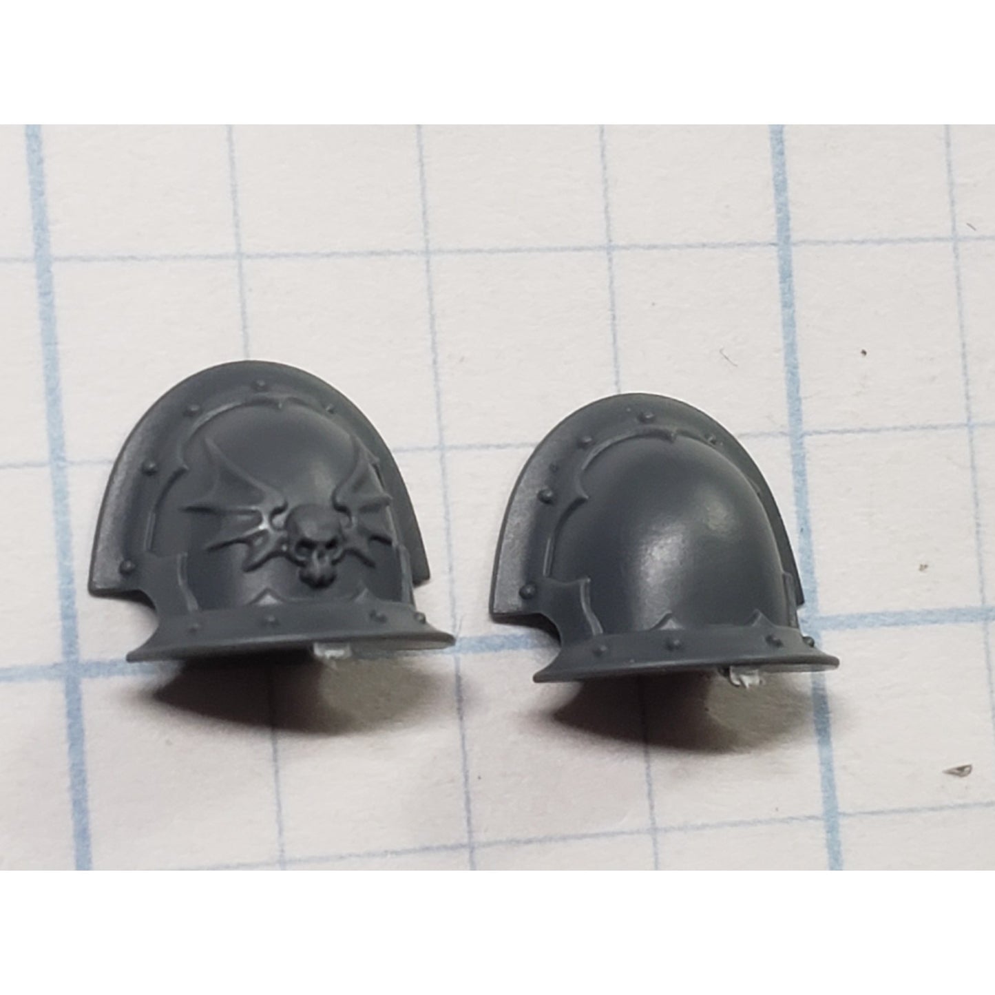 40k Night Lords Bits Nemesis Claws Kill Team Shoulder Pads B34