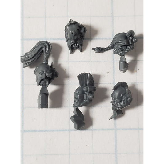 40k Space Wolves Bits Wolf Pack Veteran Wolf Scout Head w Comms Bionics x5 Set
