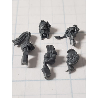40k Space Wolves Bits Wolf Pack Veteran Wolf Scout Head w Comms Bionics x5 Set