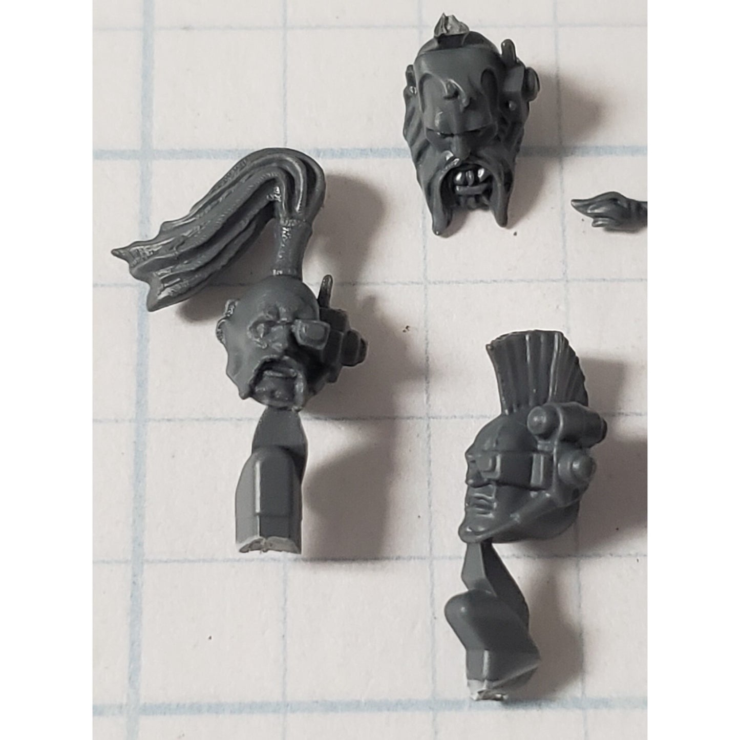 40k Space Wolves Bits Wolf Pack Veteran Wolf Scout Head w Comms Bionics x5 Set