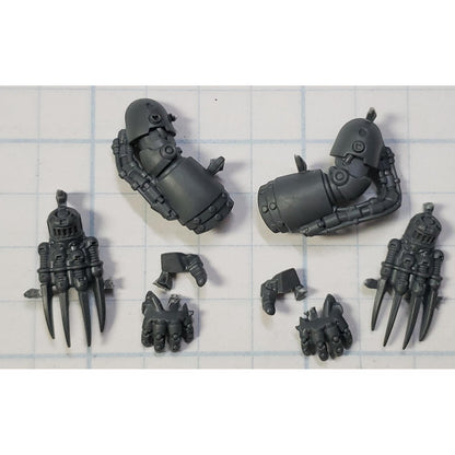 30K Space Marine Bits Mark 6 VI Assault Squad Lightning Claw Pair #82