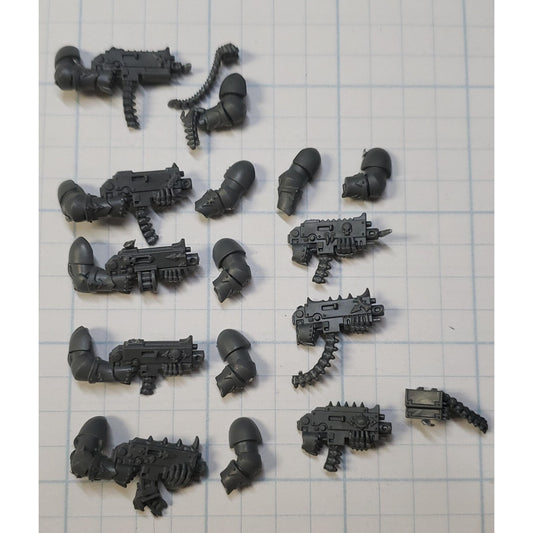 40K Chaos Space Marine Bits Legionary Bolters w Arms & Ammo Belts x8