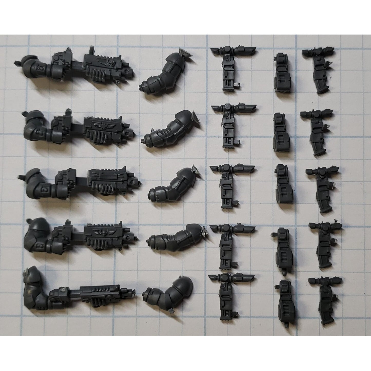 40K Space Marine Bits Primaris Intercessor Bolt Carbines w/Arms & Magazines x5