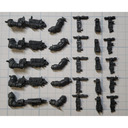 40K Space Marine Bits Primaris Intercessor Bolt Carbines w/Arms & Magazines x5