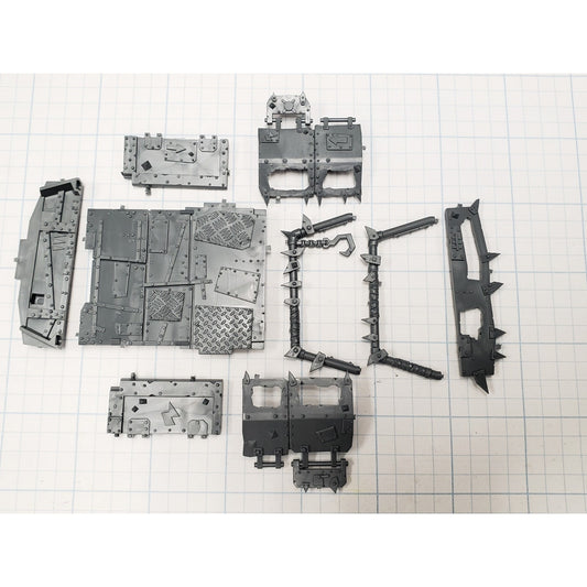 40k Ork Bits Trukk Rear Bed w Armor & Supports Set