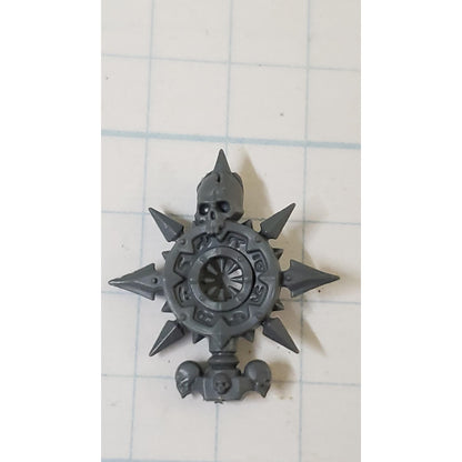 40K Chaos Space Marine Bits Champion Backpack Icon w Star & Skull #134