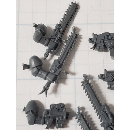 40k Space Wolves Bits Wolf Pack Blood Claws Chainsword & Bolt Pistol x4 Set